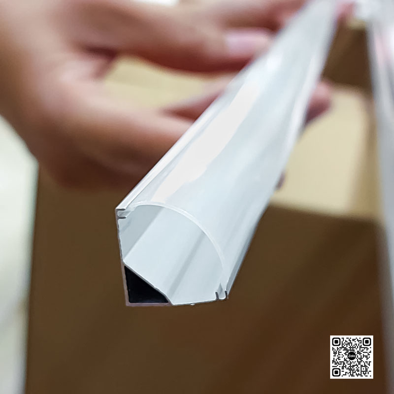 chất dày dặn, cứng cáp